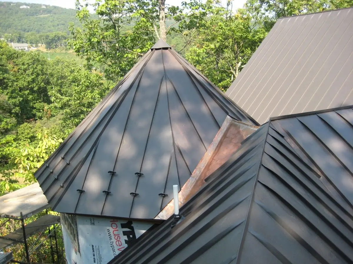 Professional Roof Tarp Installation by Craftsman Roofing in Highview-on-the-Bay