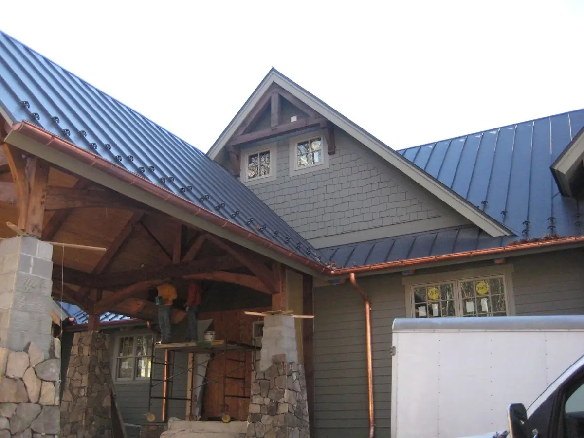 Craftsman Roofing team delivering quality roofing work in Highview-on-the-Bay